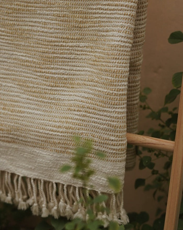 Banteay | Handwoven throw (mustard)