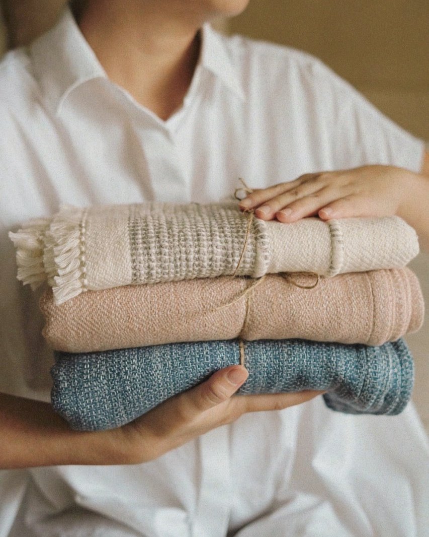 Kaet | Handwoven Baby Throw (Pink)