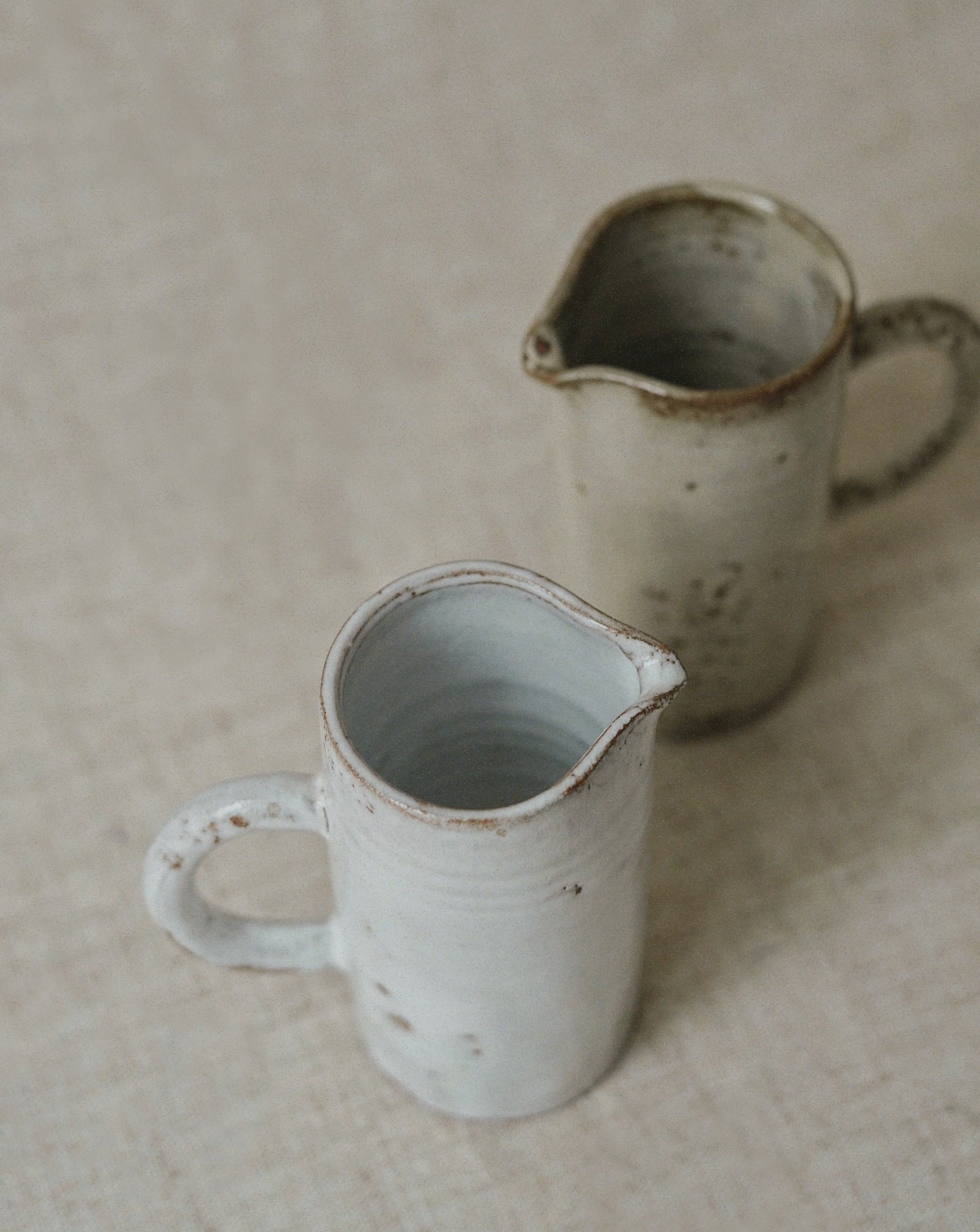 Krem | Creamer with handle