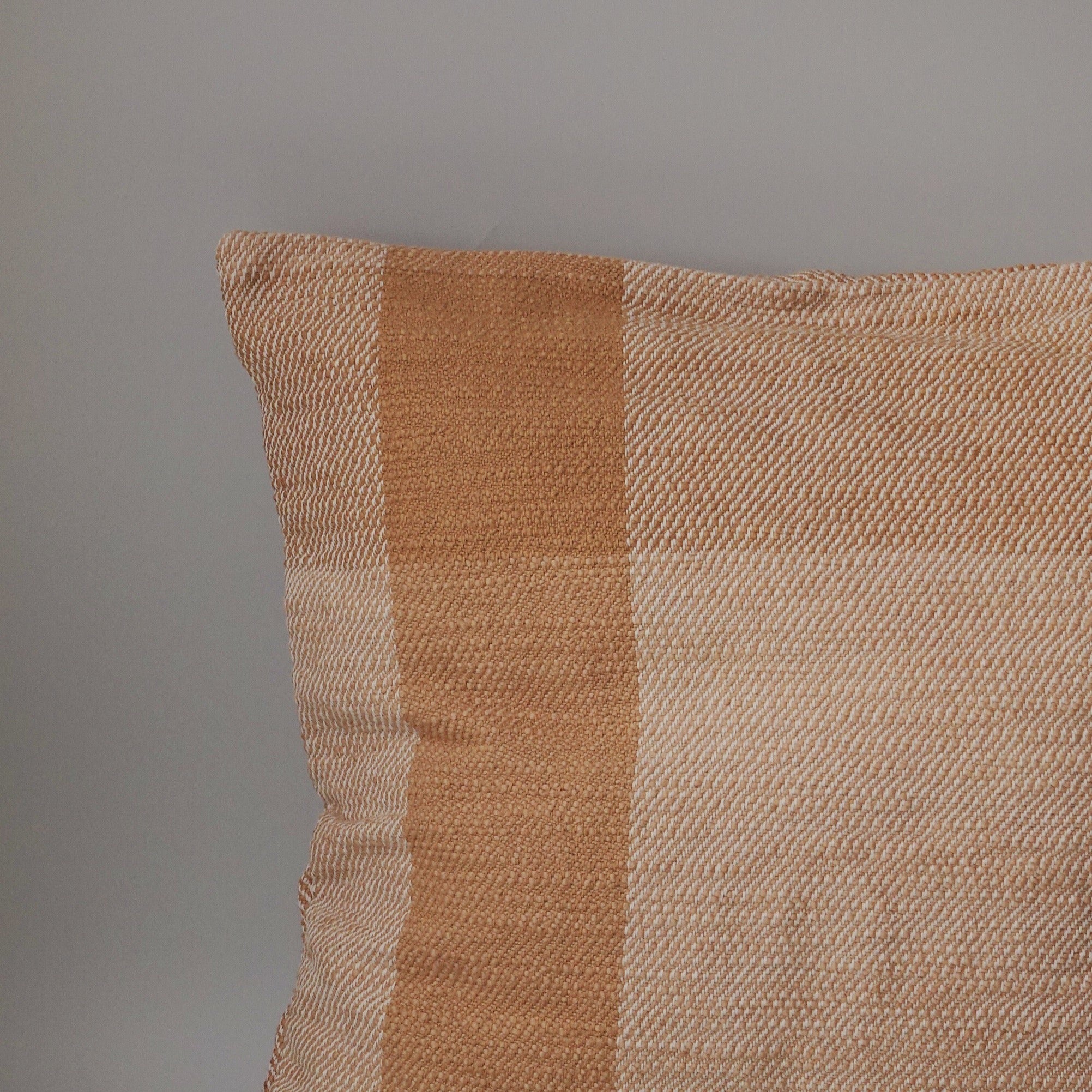 Mekong | Handwoven cushion cover