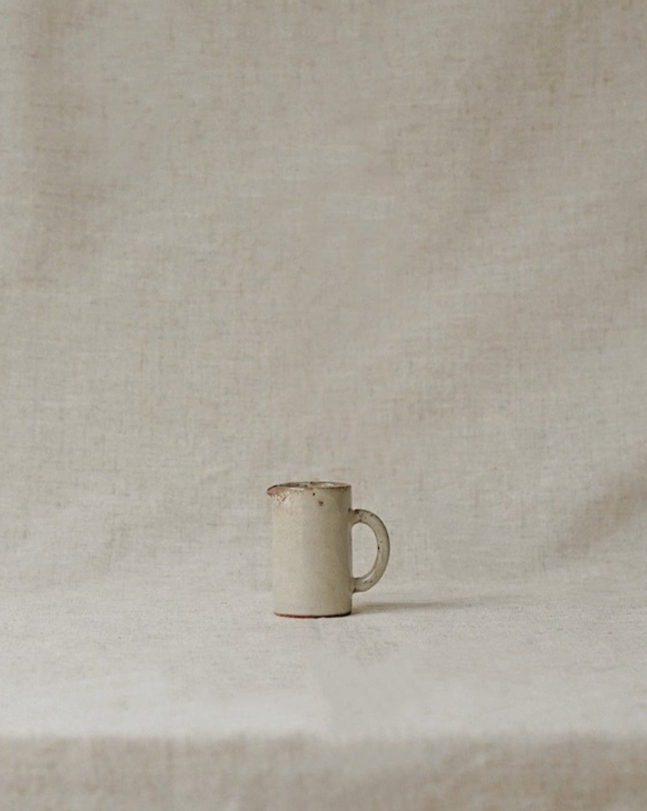 Krem | Creamer with handle